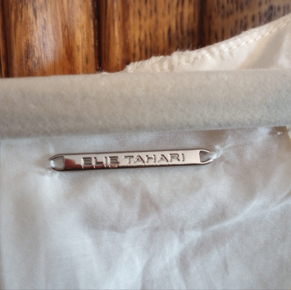 Elie Tahari Dress, Size 8 Excellent - Picture 8 of 9